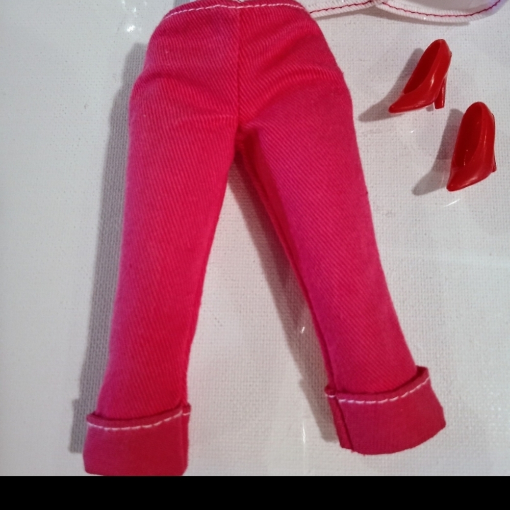 VTG Barbie Doll Outfit 80/90s  Sparkly Jacket Hot Pink Crop Pants Matching Shoes - Picture 9 of 10